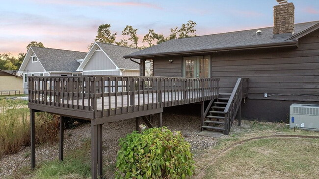 Photo - Ranch-Style Home Near the Razorback Greenway