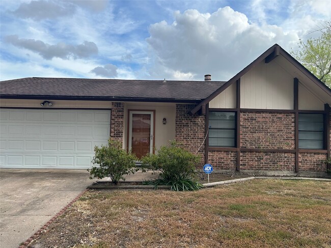 Building Photo - 3919 Coltwood Dr