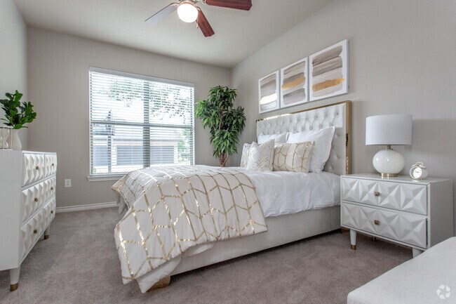 2 Br, 2 Ba - 1194 SF - Kensington Crossings