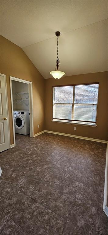 Photo - 107 Helen Cove