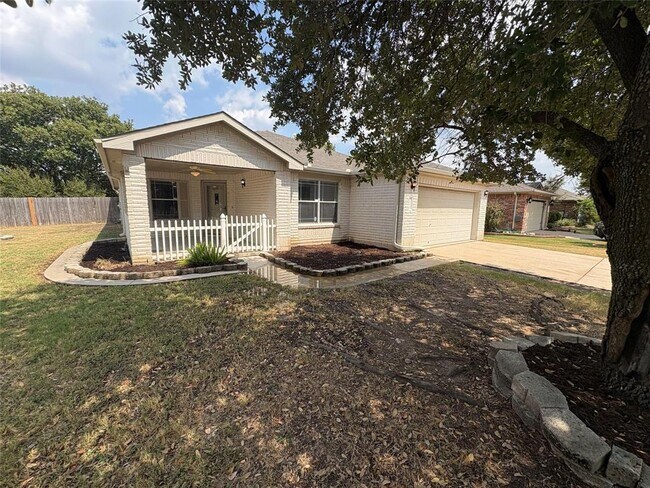 Building Photo - 2100 Mir Woods Dr