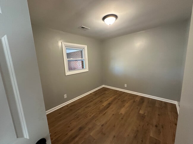 Photo - 123 S Sam Davis Ave Unit 2