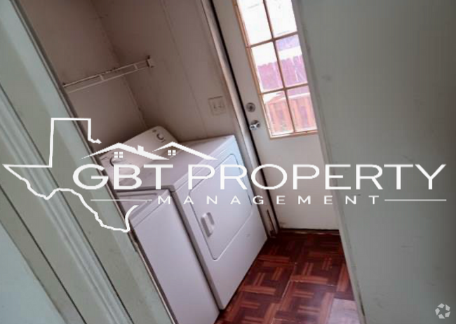 Building Photo - Single Wide Rental