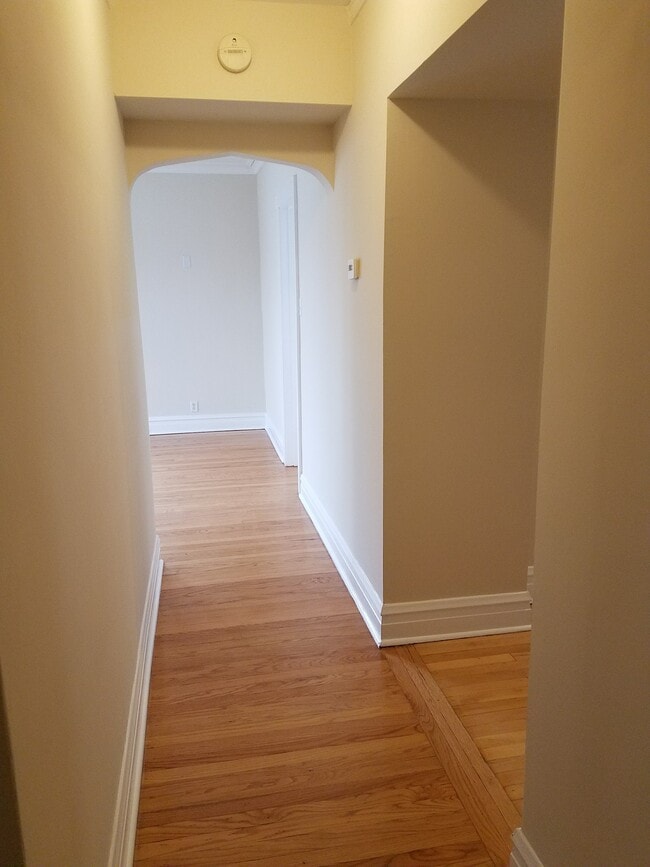 Photo - 4520 W Wellington Ave Unit 2