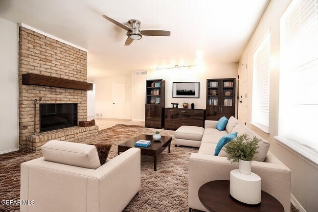 Photo - 6613 Southwind Dr