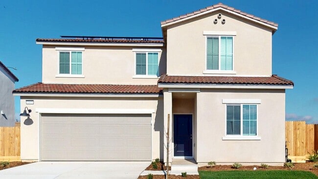 Building Photo - 4469 Buckingham Ave