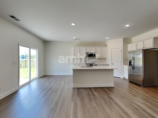 Photo - 3500 Lincoln Hts Ln