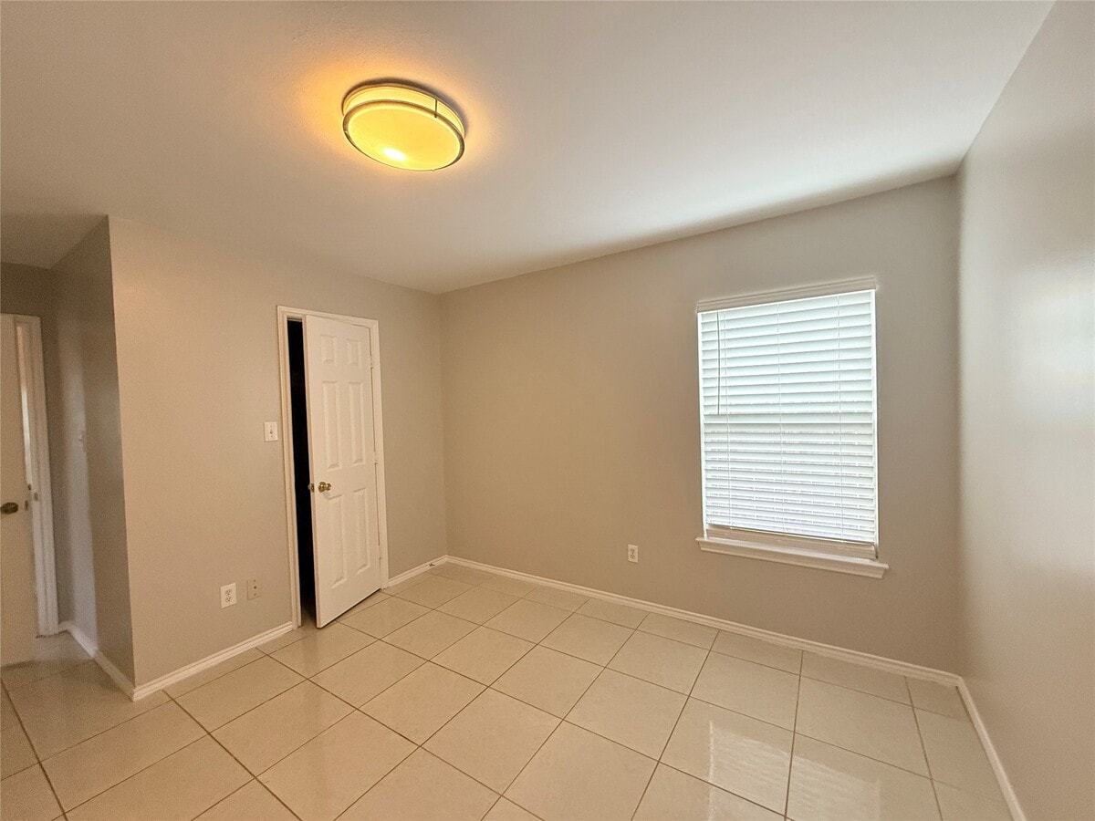 Photo - 12818 Magenta Oaks