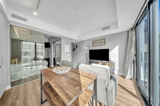 Building Photo - 174 Cumberland St Unit SI ID1519893P