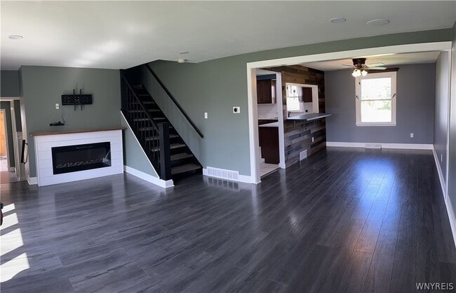 Photo - 221 Marrano Dr