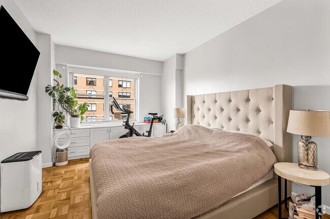 Building Photo - 60 E 8th St Unit 14K Rental