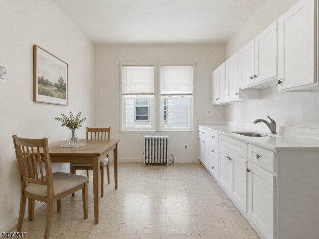 Photo - 265 N 17th St Unidad 2R