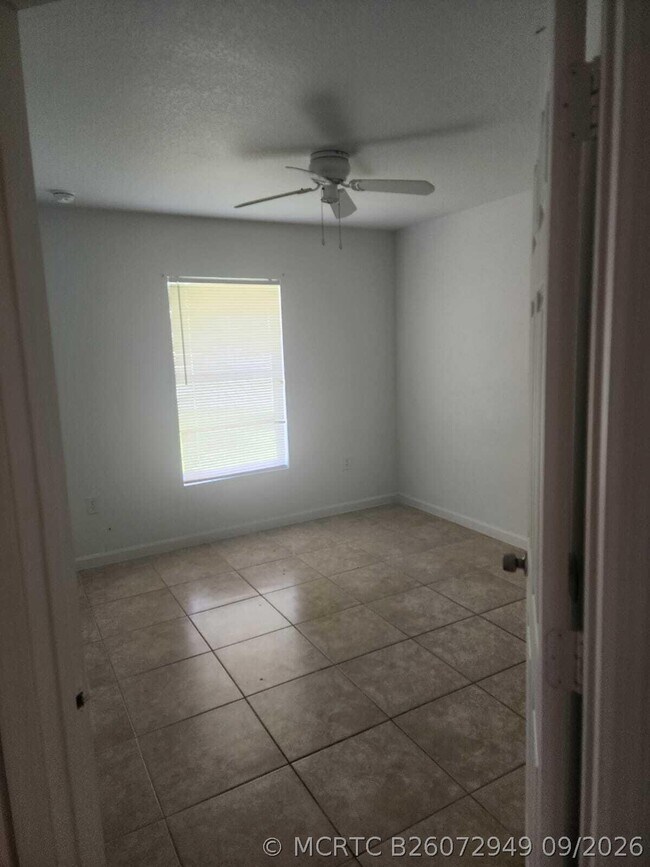 Photo - 1050 SW John MacCormack Terrace