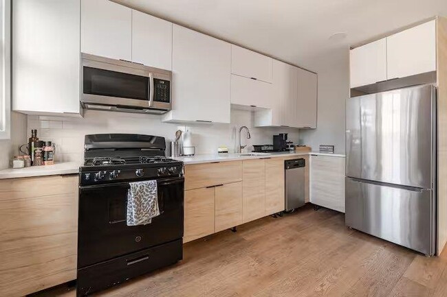 Photo - 6119 Jefferson St Unit 3