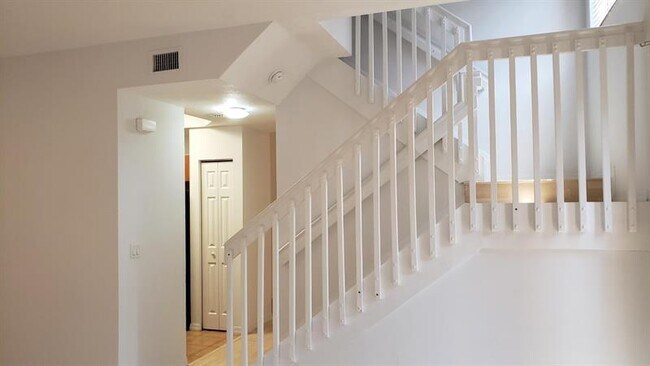 Photo - 4919 Schooner Dr