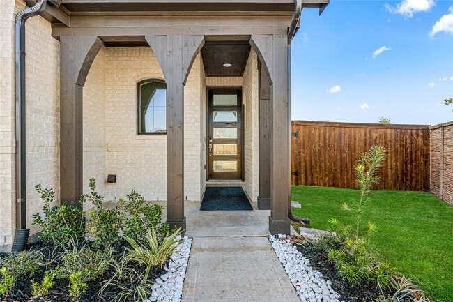 Photo - 5106 Sistine Dr