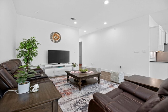 Photo - 13760 Rising Sun Ln