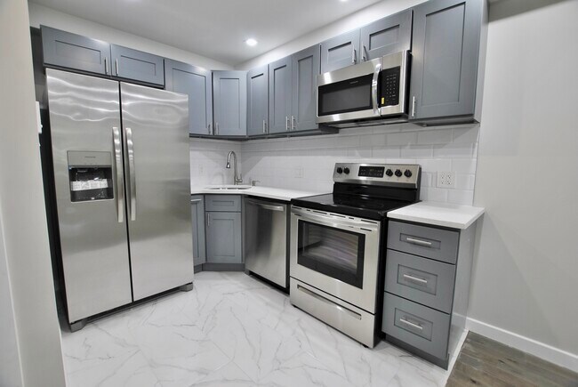 Photo - 2153 N 19th St Unit 4