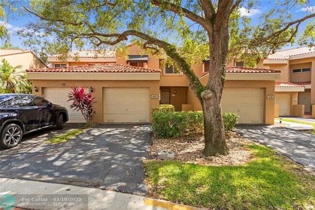 Photo - 640 N University Dr Townhome