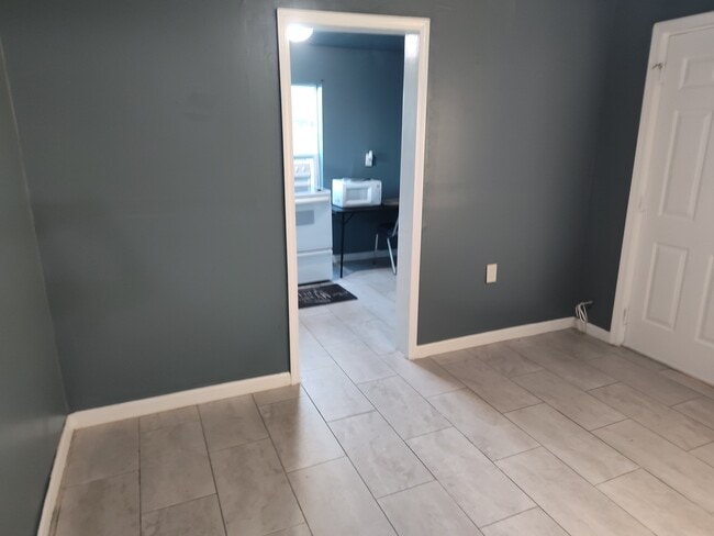 Photo - 250 Springfield Ave