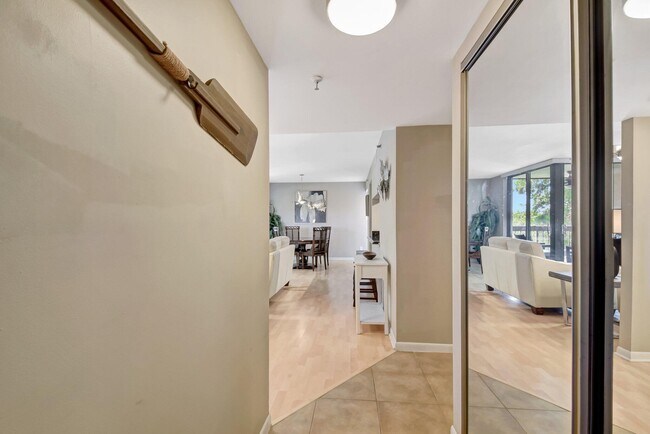 Building Photo - 950 Lavers Cir Unit F309 Rental