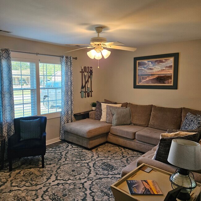 Photo - 608 Albemarle Rd