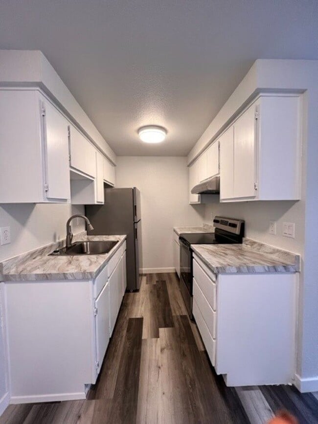 Photo - Arise Station