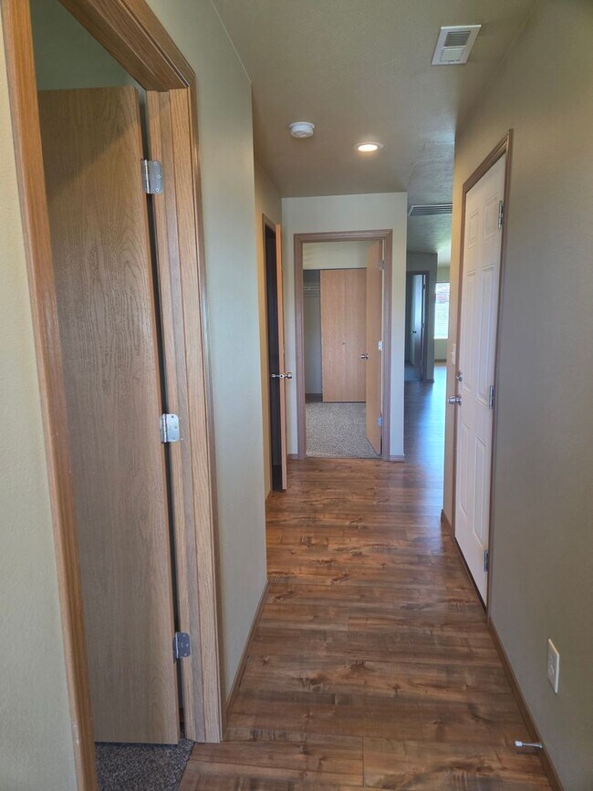 Photo - Tschirley  CT Duplex Unidad 1022