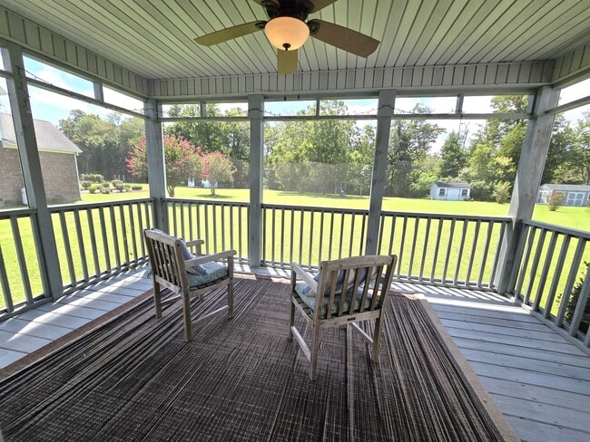 Photo - 3 Bed, 2.5 Bath Home in the Waterfront Com...