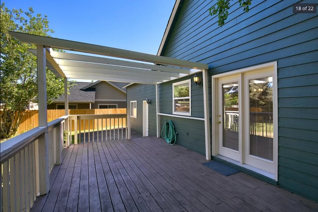 Photo - 2275 NE Nuttail Ct Unit 2275 Nuttail Ct