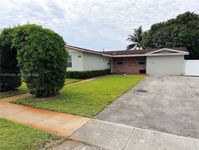 Photo - 4350 NW 14th St