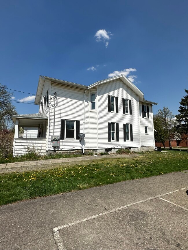 Photo - 914 College Ave Unit A - Lower