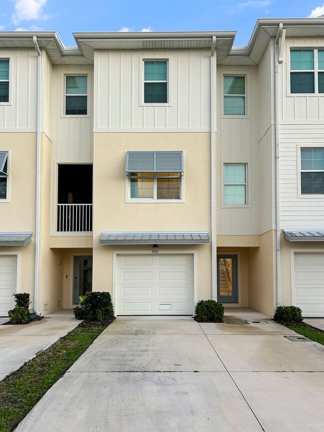 Photo - Luxury Coastal Townhome w/ Water Views + Resort Amenities – Seminole 3beds + 3bath