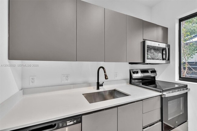 Photo - 753 NW 30th St Unit 1