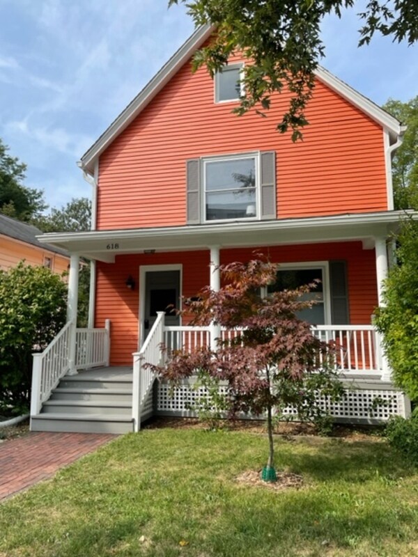 Building Photo - 618 S Ashley St Unit 1