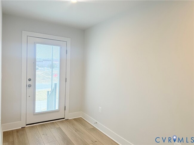 Photo - 9440 Alquist St