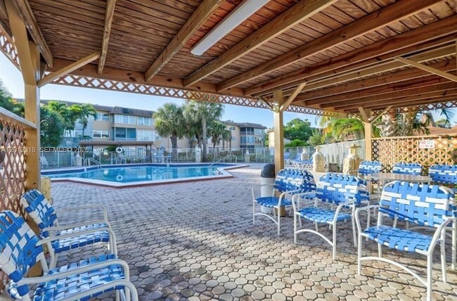 Photo - 5031 W Oakland Park Blvd Unit 204