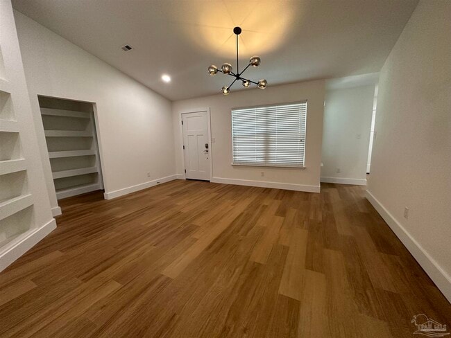 Photo - 311 Mirabelle Dr