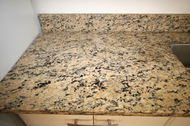 Granite Counter Top - 86 Bethany Rd Unit Walk to Hazlet Train NYC