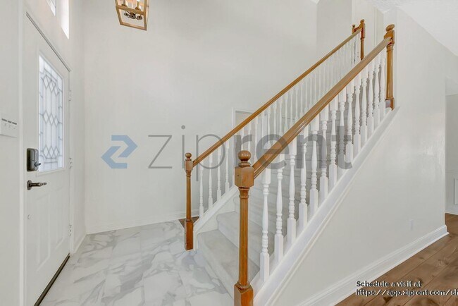 Photo - 2111 Daniel Way House