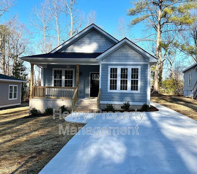 Photo - 416 1st St House