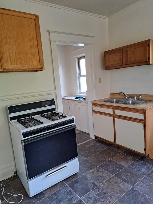Building Photo - 307 Cedarwood Ter Unit 307 Rental