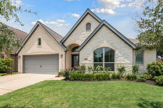 Photo - 23322 Amoroso St