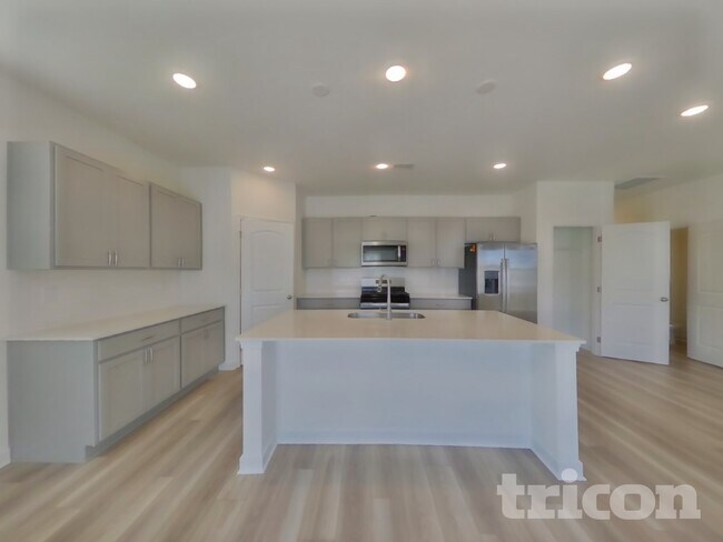 Photo - 5308 Carnegie Rd