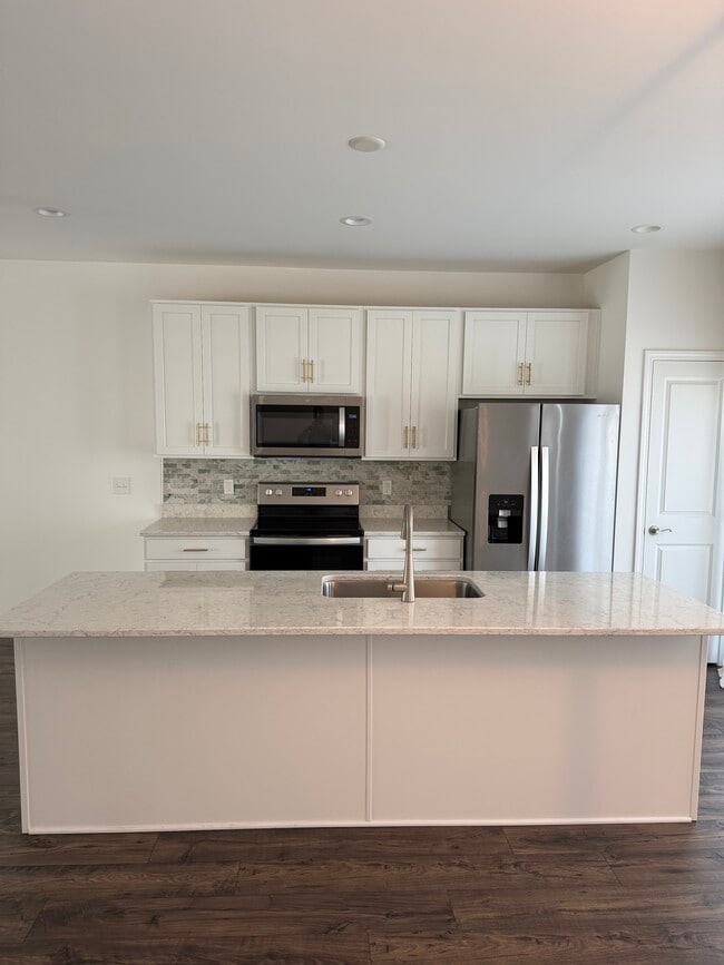 Photo - 179 Broad St