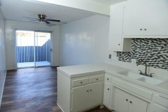 Photo - Waterstone Garden