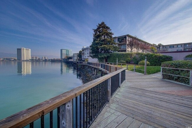 Photo - 1BD/1BA CONDO AVAILABLE AT WATERGATE COMPLEX!!! Unit 364
