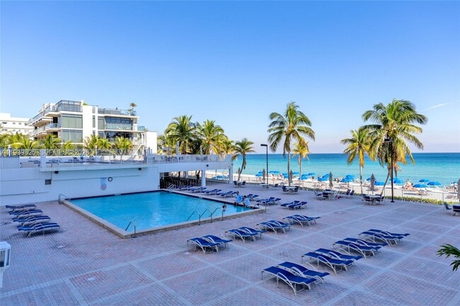 Building Photo - 2201 S Ocean Dr Unit 2806