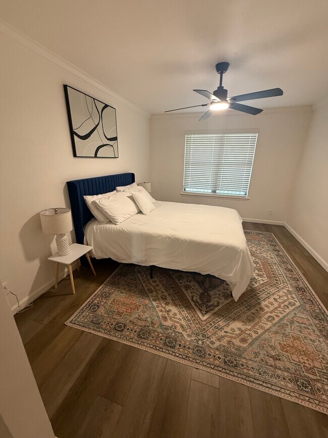 Photo - 7624 S Erie Ave