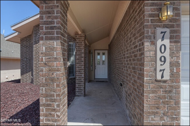 Photo - 7097 Tierra Roja St